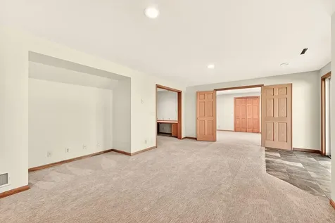 5823 Summit Lane NE Rochester MN 55906