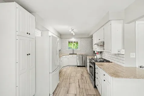 5214 E County N Dellwood MN 55110