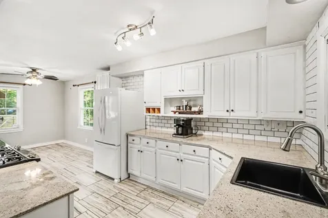 5214 E County N Dellwood MN 55110