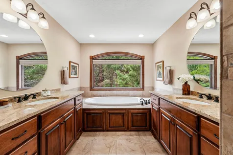 18658 Ponderosa Court Eden Prairie MN 55347