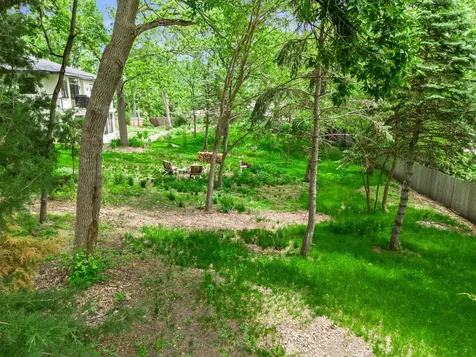 10821 Blossom Road Eden Prairie MN 55347