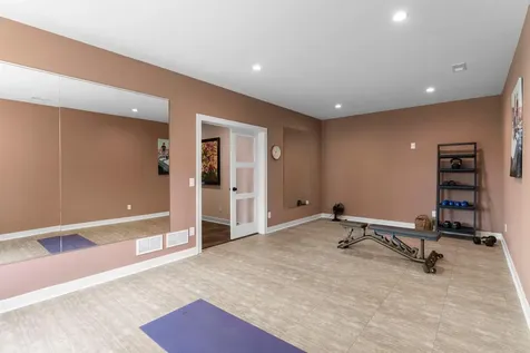 10821 Blossom Road Eden Prairie MN 55347