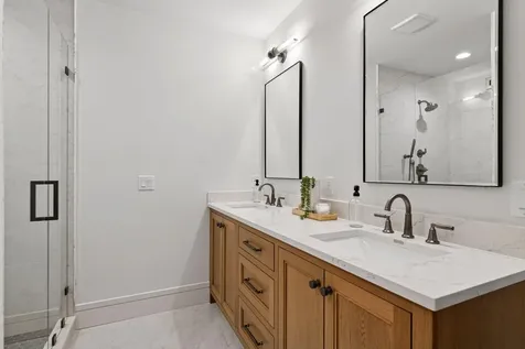 12803 Woodhaven Place Minnetonka MN 55305