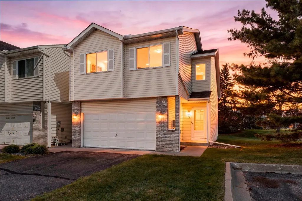2756 Cutters Grove Circle Anoka MN 55303