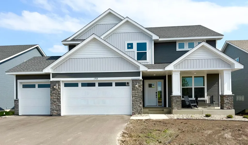 1918 Timber Lane Carver MN 55315