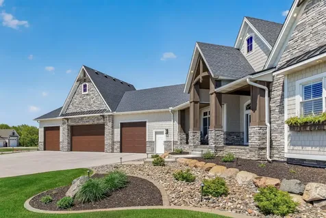 4435 167th Avenue NW Andover MN 55304