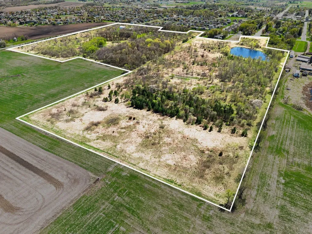 8071 70th Street W Lonsdale MN 55046