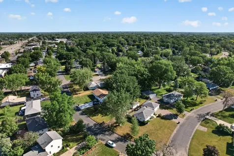 10475 6th Street NE Blaine MN 55434