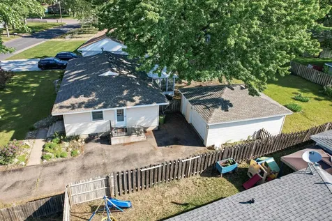 10475 6th Street NE Blaine MN 55434