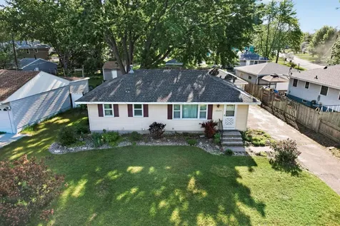 10475 6th Street NE Blaine MN 55434