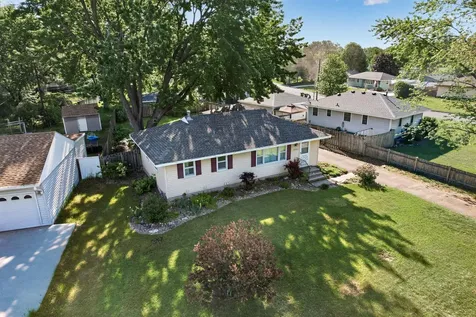 10475 6th Street NE Blaine MN 55434