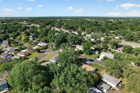 10475 6th Street NE Blaine MN 55434