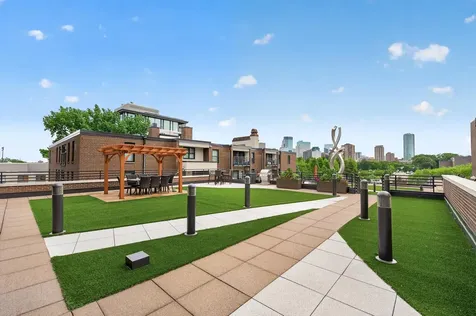 50 Groveland Terrace Minneapolis MN 55403