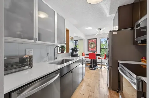50 Groveland Terrace Minneapolis MN 55403