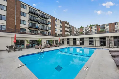 50 Groveland Terrace Minneapolis MN 55403