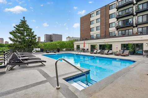 50 Groveland Terrace Minneapolis MN 55403