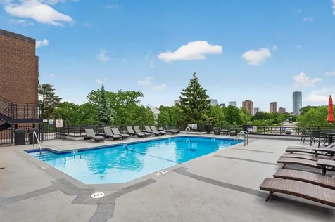 50 Groveland Terrace Minneapolis MN 55403