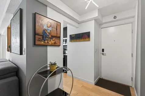 50 Groveland Terrace Minneapolis MN 55403