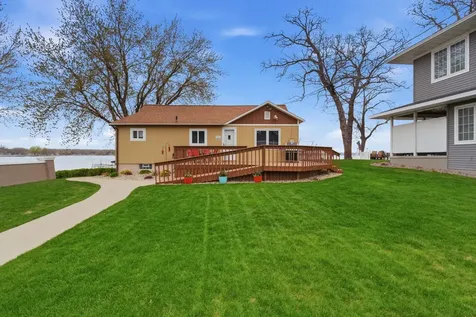 223 Lake Avenue S Spicer MN 56288