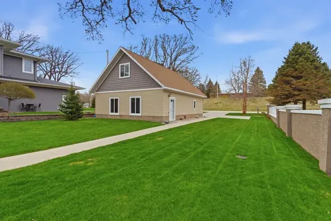 223 Lake Avenue S Spicer MN 56288