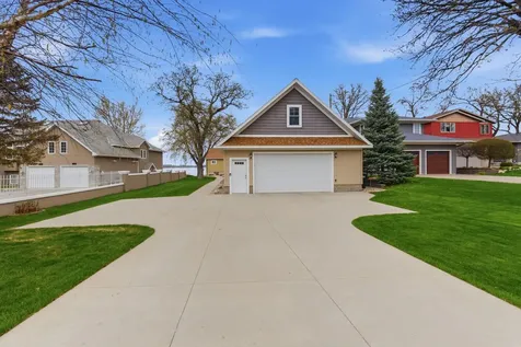 223 Lake Avenue S Spicer MN 56288