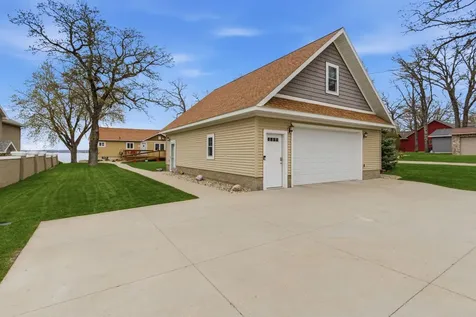 223 Lake Avenue S Spicer MN 56288