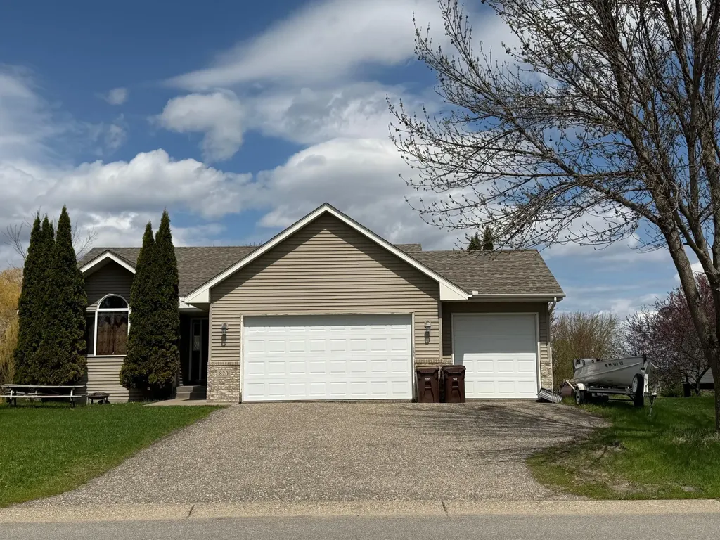 820 6th Street NW Maple Lake MN 55358