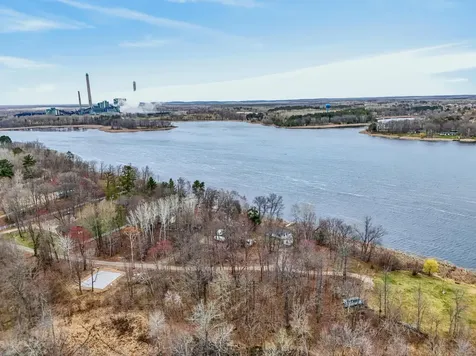 36752 Ingebo Trail Cohasset MN 55721