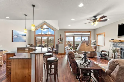 20530 487th Street Mcgregor MN 55760