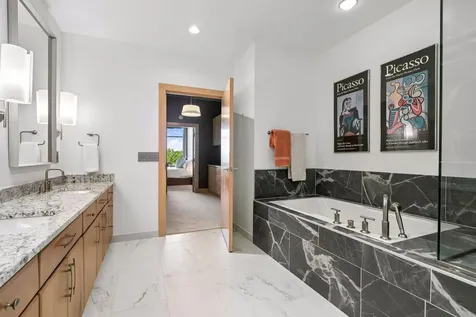 150 2nd Street NE Minneapolis MN 55413