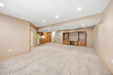 1603 Newton Avenue N Glencoe MN 55336
