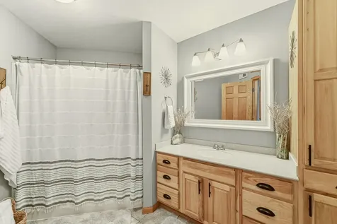 657 S Pointe Court SW Rochester MN 55902