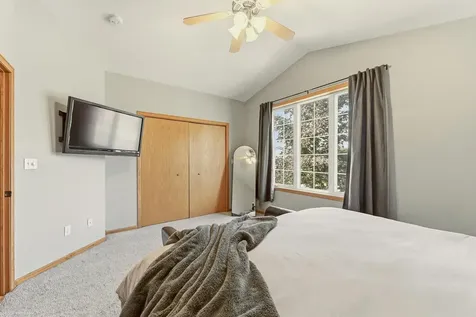657 S Pointe Court SW Rochester MN 55902