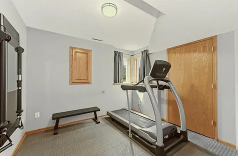 657 S Pointe Court SW Rochester MN 55902