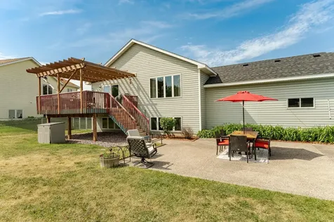 657 S Pointe Court SW Rochester MN 55902