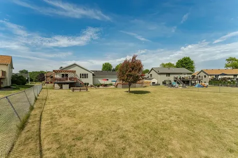 657 S Pointe Court SW Rochester MN 55902