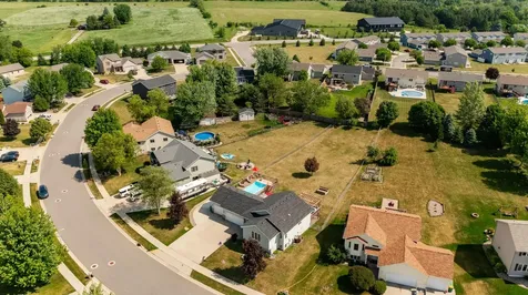 657 S Pointe Court SW Rochester MN 55902