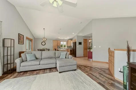 657 S Pointe Court SW Rochester MN 55902