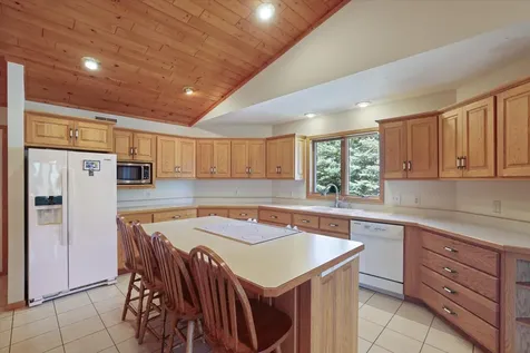 127 Eagle Drive Coleraine MN 55722