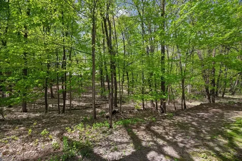 20545 Linden Road Deephaven MN 55331