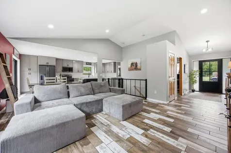 1804 Aspen Drive Detroit Lakes MN 56501