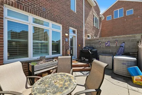 217 Bank Street SE Minneapolis MN 55414