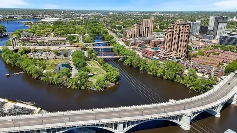 217 Bank Street SE Minneapolis MN 55414
