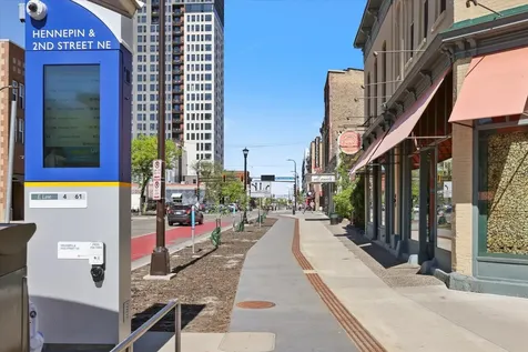 217 Bank Street SE Minneapolis MN 55414