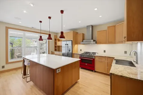 217 Bank Street SE Minneapolis MN 55414