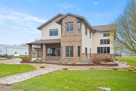 6435 172nd Avenue SE Colfax ND 58018