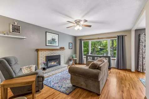 6232 Birchwood Road Woodbury MN 55125