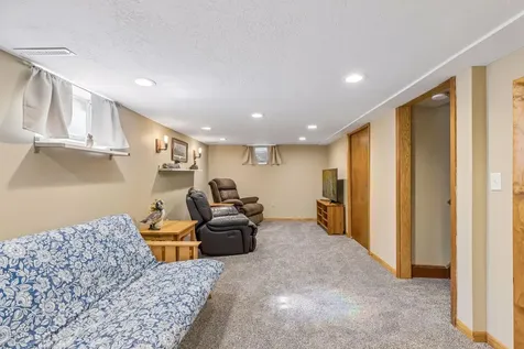 6232 Birchwood Road Woodbury MN 55125
