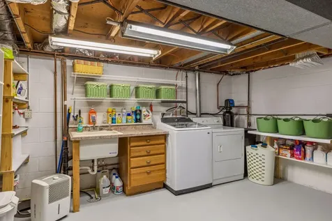 6232 Birchwood Road Woodbury MN 55125