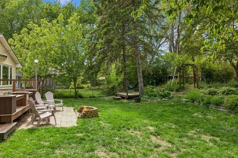 6232 Birchwood Road Woodbury MN 55125